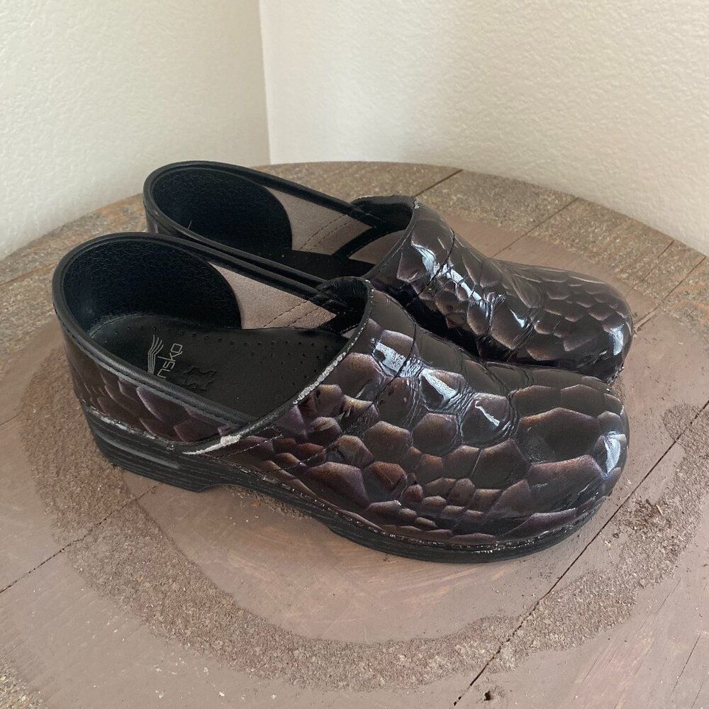 Dansko Women's Black Croc-Embossed Leather Clogs